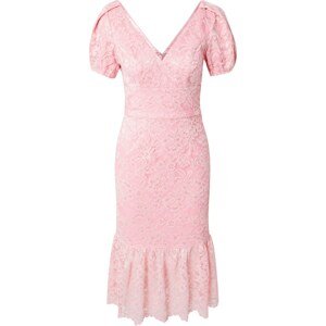 Chi Chi London Šaty 'Crochet' pink