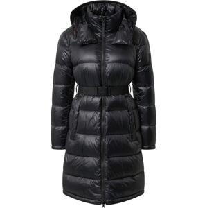 Peuterey Zimní kabát 'DALAL' černá