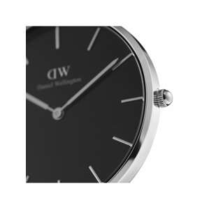 Daniel Wellington Analogové hodinky 'Petite Sterling S Black'  stříbrná